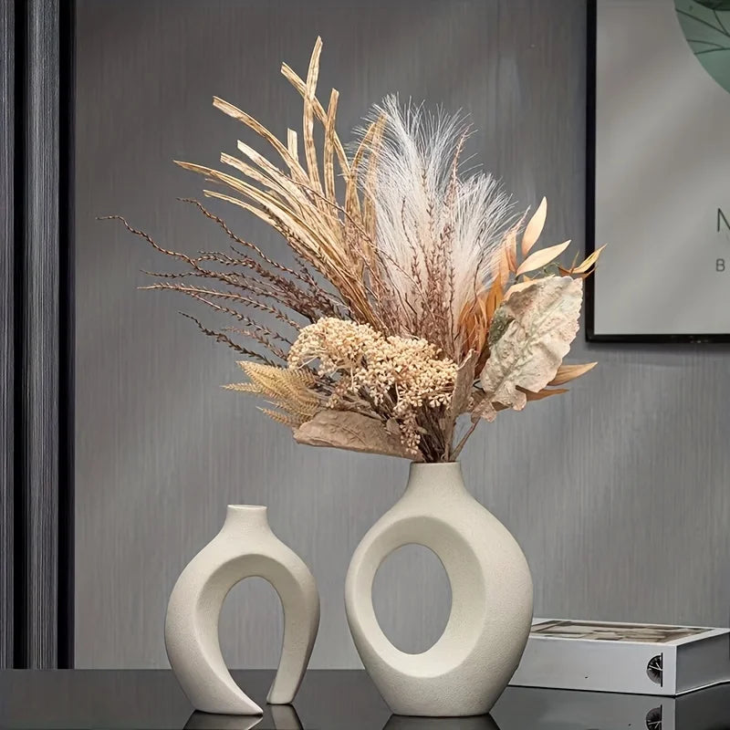 BohoLoop – Hollow Nordic-Style Ceramic Vase for Contemporary Interiors