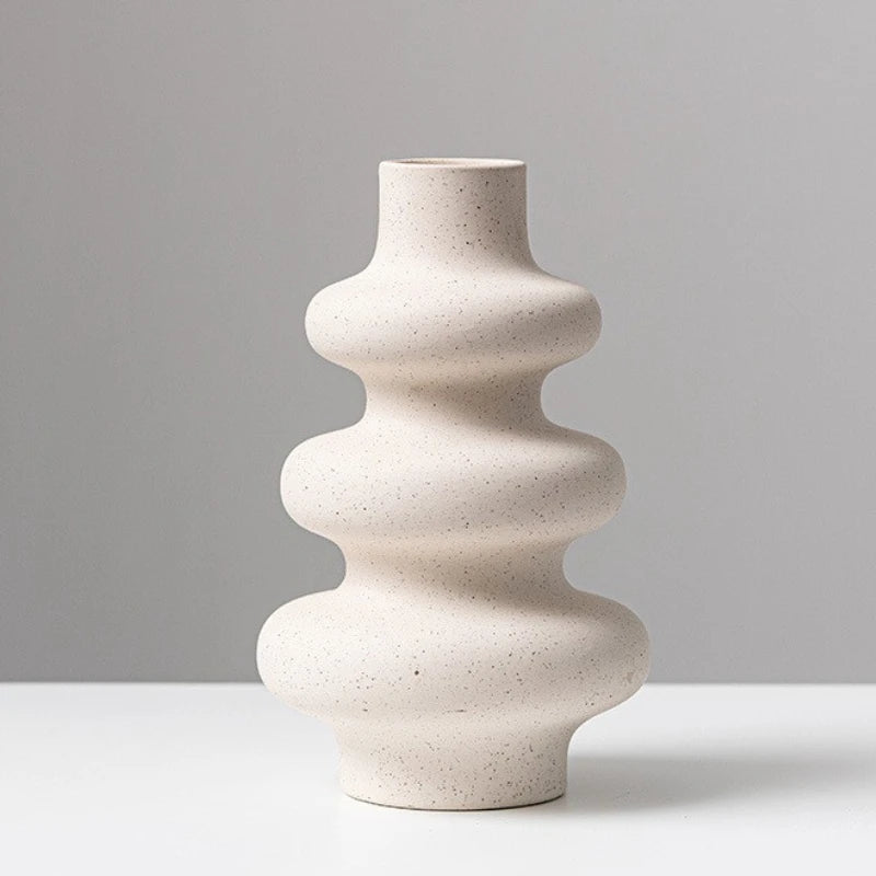 ArcticBloom – Modern Nordic Vase for Dried Flowers & Minimalist Styling