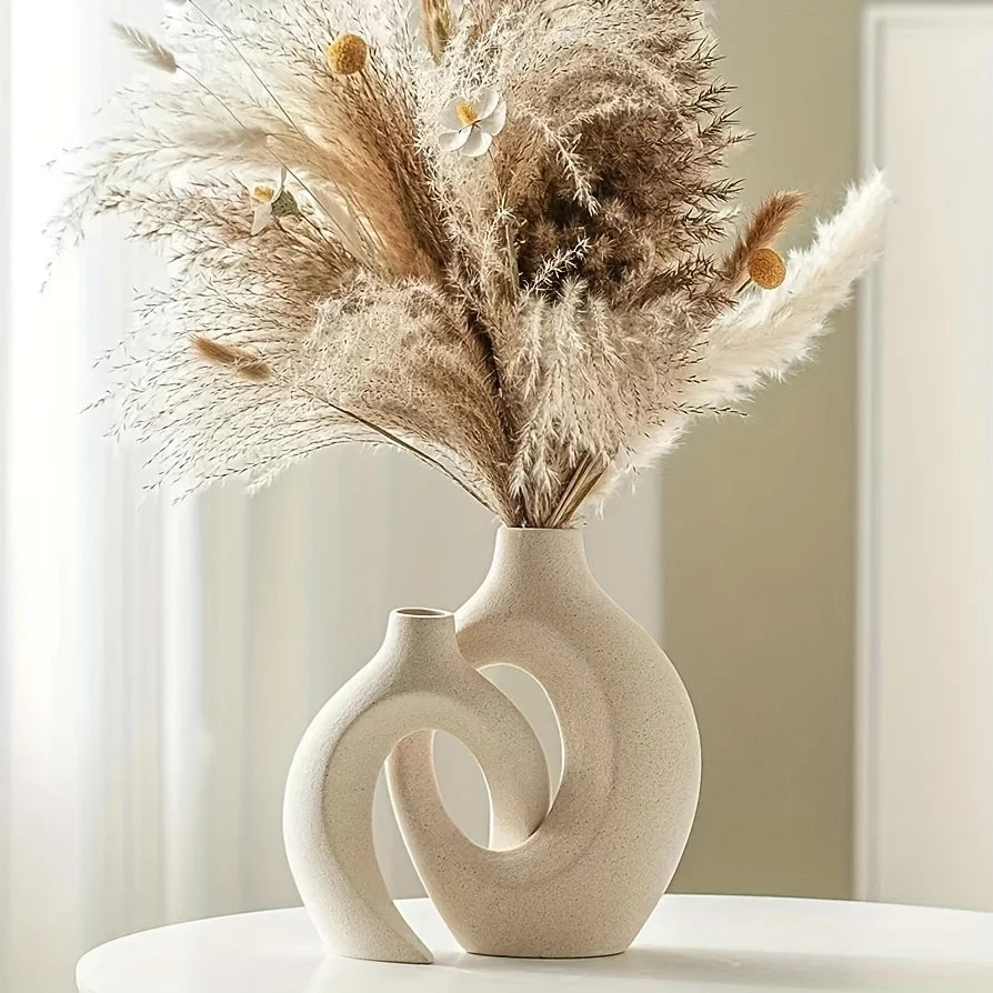 BohoLoop – Hollow Nordic-Style Ceramic Vase for Contemporary Interiors